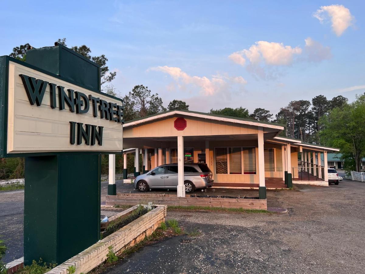 Grove Hill Windtree Inn מראה חיצוני תמונה